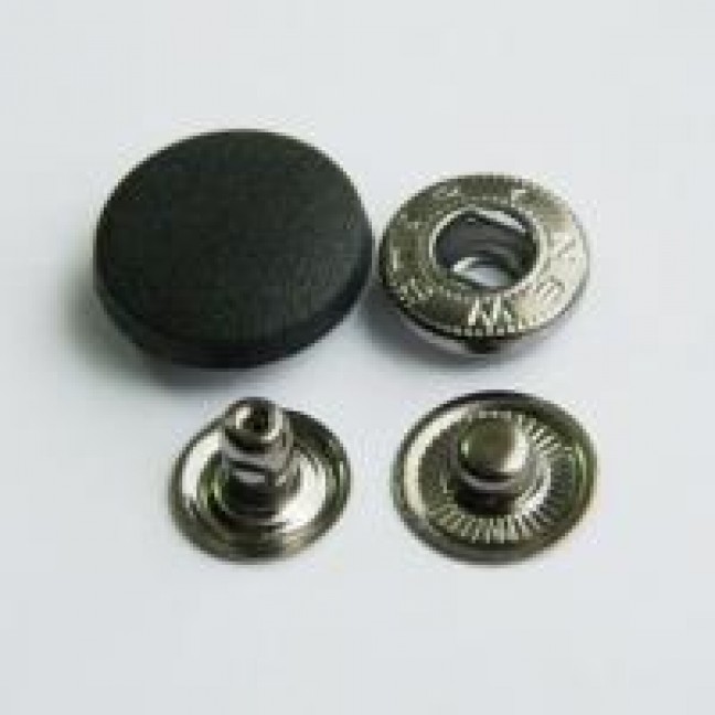 Кнопка для одежды 15 мм Альфа пластиковая шляпка цвет черный